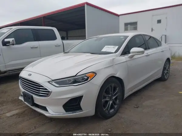 3FA6P0CD0LR140810 2020 FORD FUSION - Image 2