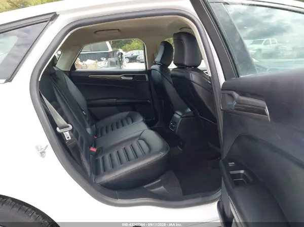 3FA6P0CD0LR164427 2020 FORD FUSION - Image 8