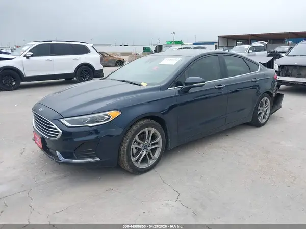3FA6P0CD0LR198903 2020 FORD FUSION - Image 2