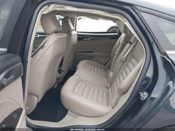 3FA6P0CD0LR198903 2020 FORD FUSION - Image 8