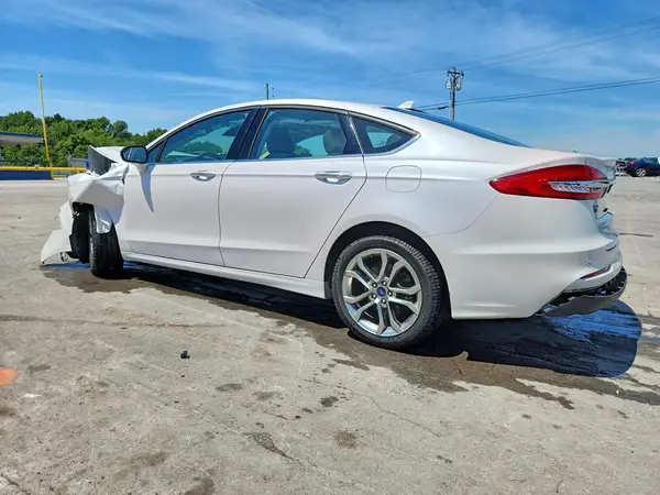 3FA6P0CD0LR249817 2020 FORD FUSION - Image 2