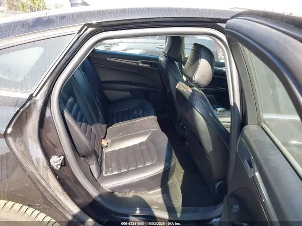 3FA6P0CD0LR258856 2020 FORD FUSION - Image 8