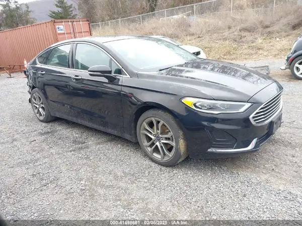 3FA6P0CD1KR128776 2019 FORD FUSION - Image 1