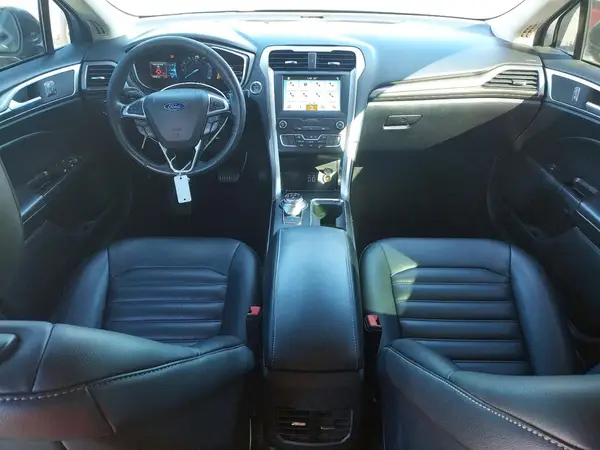 3FA6P0CD1KR140085 2019 FORD FUSION - Image 8