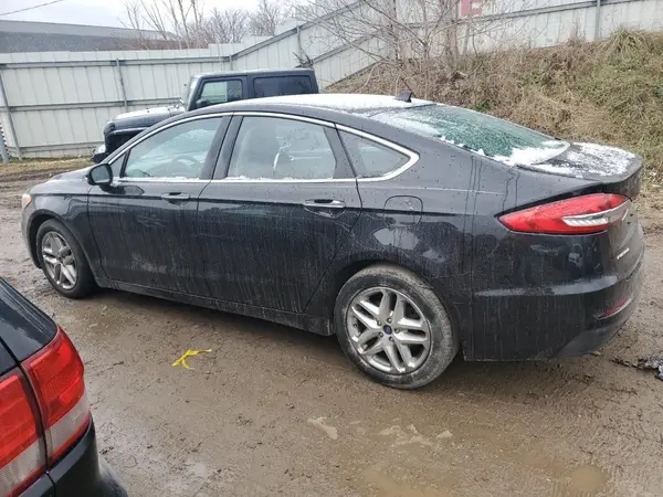 3FA6P0CD1KR141804 2019 FORD FUSION - Image 2