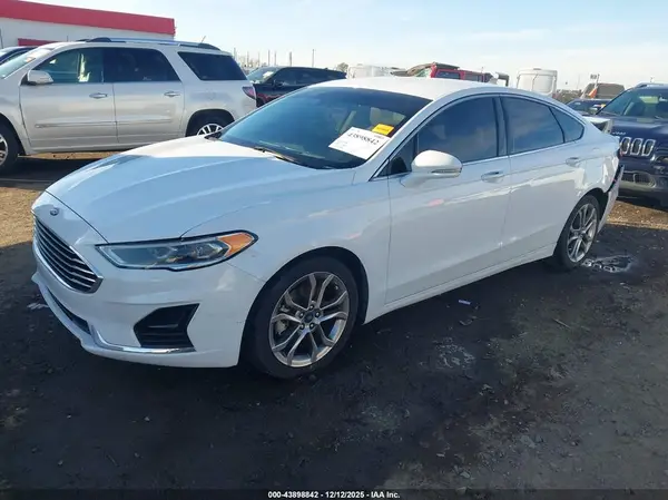 3FA6P0CD1KR150132 2019 FORD FUSION - Image 2