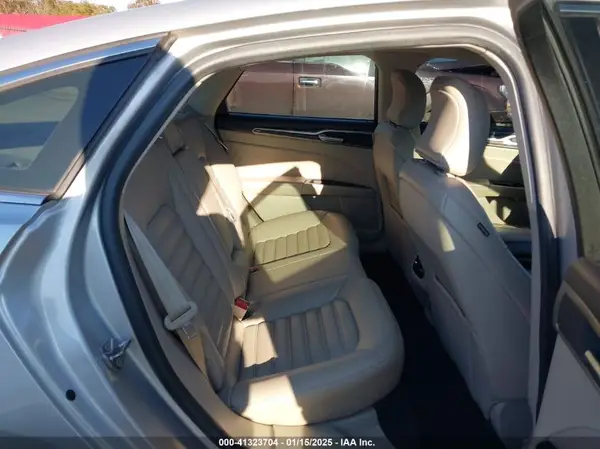 3FA6P0CD1KR150972 2019 FORD FUSION - Image 8