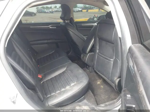 3FA6P0CD1KR182465 2019 FORD FUSION - Image 8