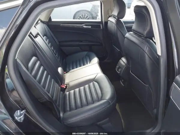 3FA6P0CD1KR238047 2019 FORD FUSION - Image 8