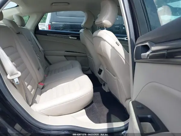 3FA6P0CD1KR269590 2019 FORD FUSION - Image 8
