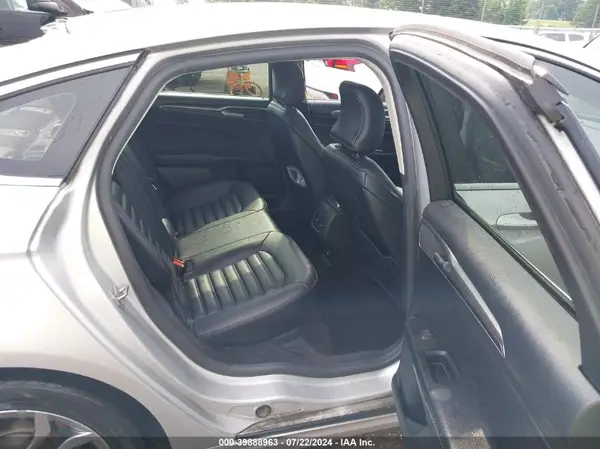 3FA6P0CD1KR269685 2019 FORD FUSION - Image 8