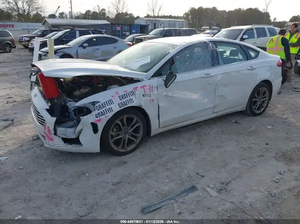 3FA6P0CD1LR127807 2020 FORD FUSION - Image 2