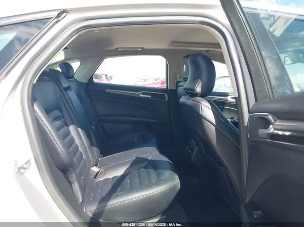 3FA6P0CD2KR116863 2019 FORD FUSION - Image 8