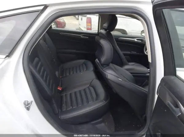 3FA6P0CD2KR181678 2019 FORD FUSION - Image 8