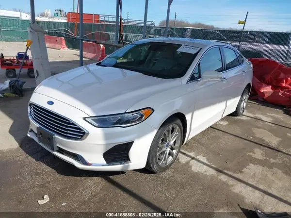 3FA6P0CD2KR194818 2019 FORD FUSION - Image 2