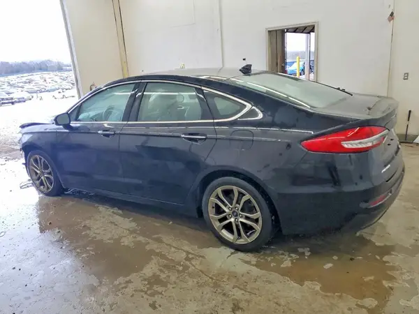 3FA6P0CD2KR222858 2019 FORD FUSION - Image 2