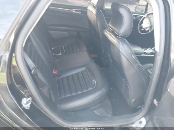 3FA6P0CD2KR237909 2019 FORD FUSION - Image 8