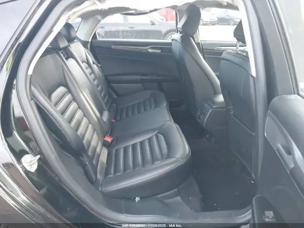 3FA6P0CD2LR121398 2020 FORD FUSION - Image 8