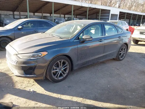 3FA6P0CD2LR136872 2020 FORD FUSION - Image 2
