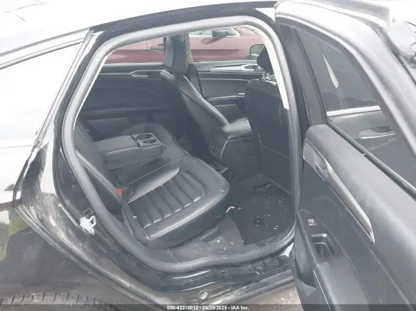 3FA6P0CD2LR145913 2020 FORD FUSION - Image 8