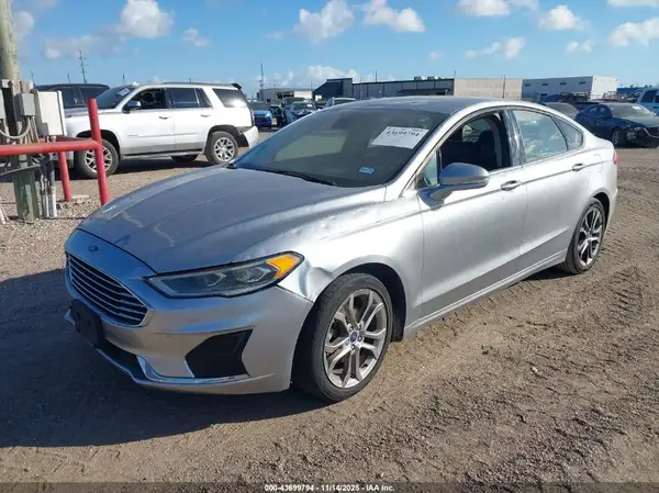 3FA6P0CD2LR196585 2020 FORD FUSION - Image 2