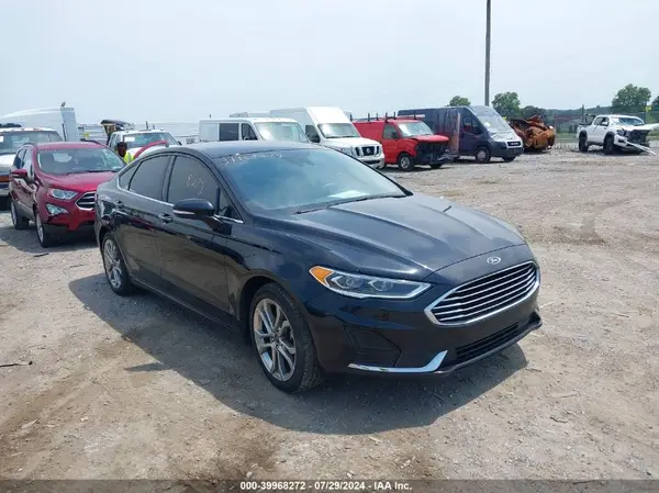 3FA6P0CD2LR209061 2020 FORD FUSION - Image 1