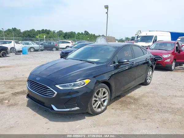 3FA6P0CD2LR209061 2020 FORD FUSION - Image 2