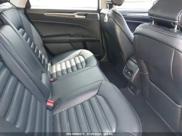 3FA6P0CD2LR209061 2020 FORD FUSION - Image 8