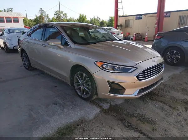 3FA6P0CD3KR116788 2019 FORD FUSION - Image 1