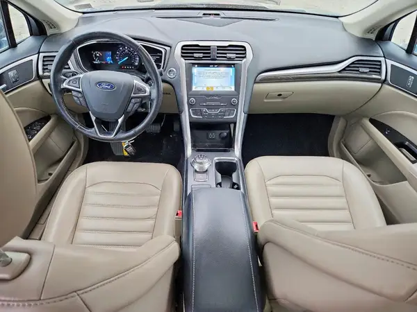 3FA6P0CD3KR128827 2019 FORD FUSION - Image 8