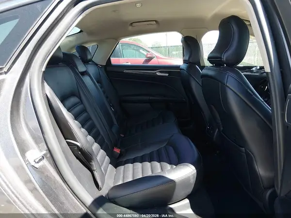 3FA6P0CD3KR144557 2019 FORD FUSION - Image 8