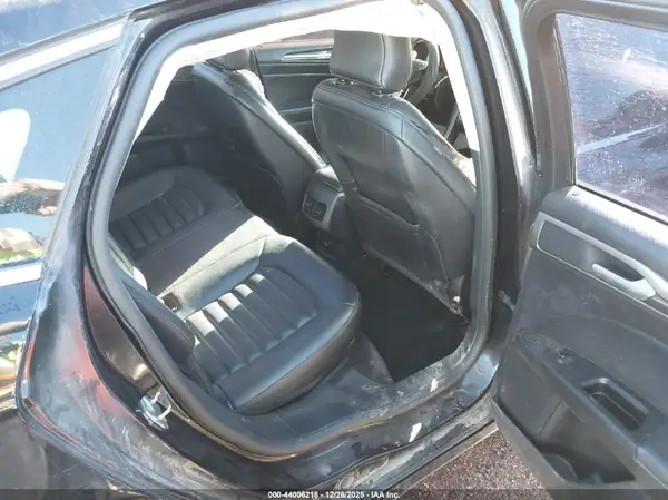 3FA6P0CD3KR149984 2019 FORD FUSION - Image 8