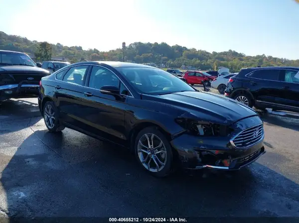 3FA6P0CD3KR150536 2019 FORD FUSION - Image 1