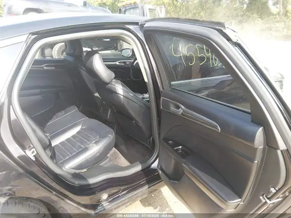 3FA6P0CD3KR150780 2019 FORD FUSION - Image 8