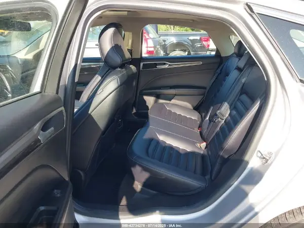3FA6P0CD3KR182404 2019 FORD FUSION - Image 8