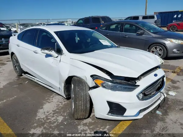3FA6P0CD3KR253553 2019 FORD FUSION - Image 1