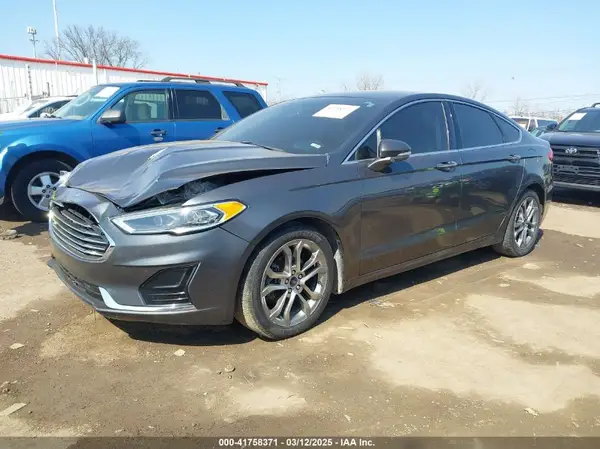 3FA6P0CD3KR261054 2019 FORD FUSION - Image 2