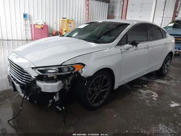 3FA6P0CD3LR138212 2020 FORD FUSION - Image 2