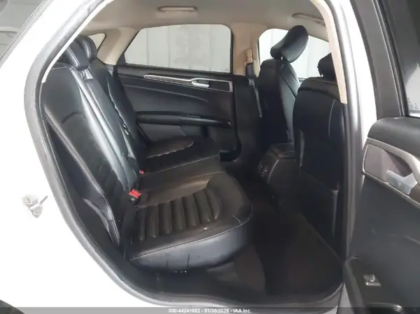 3FA6P0CD3LR138212 2020 FORD FUSION - Image 8