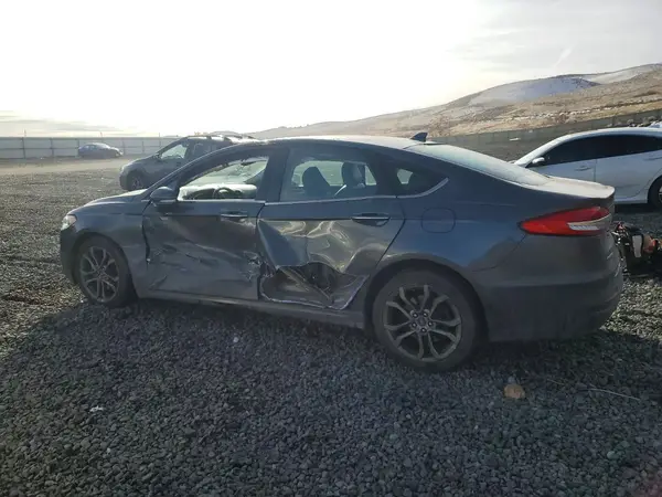3FA6P0CD3LR193646 2020 FORD FUSION - Image 2