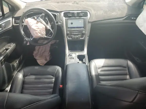 3FA6P0CD3LR207481 2020 FORD FUSION - Image 8