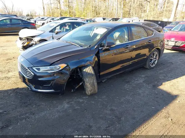 3FA6P0CD3LR208002 2020 FORD FUSION - Image 2