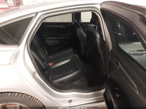 3FA6P0CD4KR237975 2019 FORD FUSION - Image 8