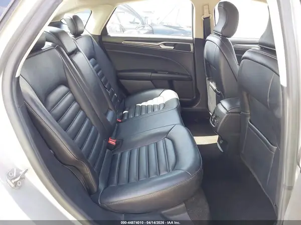 3FA6P0CD4KR260592 2019 FORD FUSION - Image 8