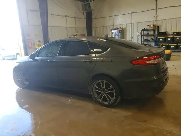 3FA6P0CD4LR133732 2020 FORD FUSION - Image 2