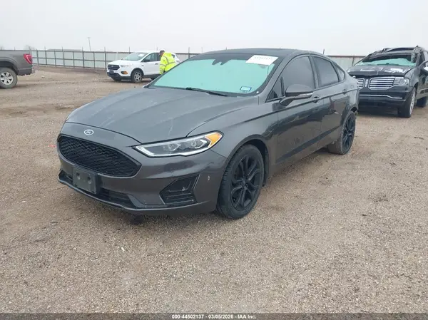 3FA6P0CD4LR180730 2020 FORD FUSION - Image 2