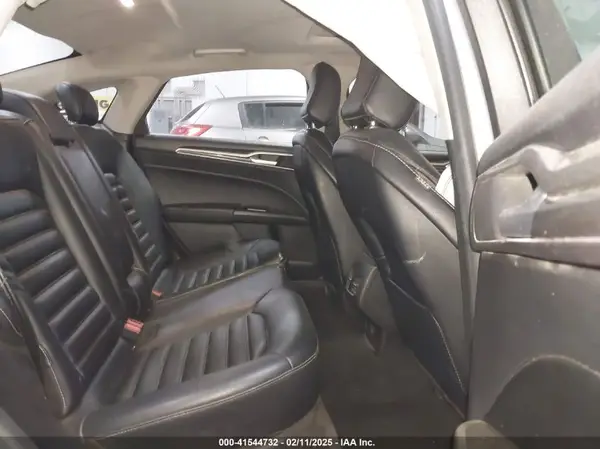 3FA6P0CD4LR194157 2020 FORD FUSION - Image 8