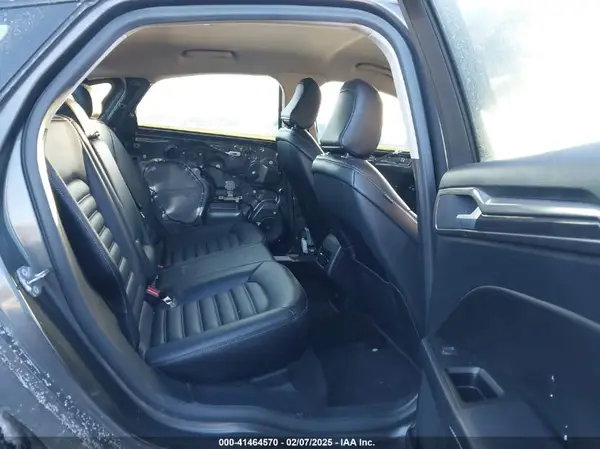 3FA6P0CD4LR217548 2020 FORD FUSION - Image 8