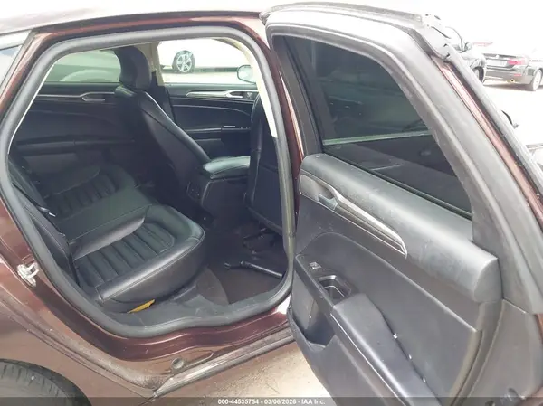 3FA6P0CD5KR108210 2019 FORD FUSION - Image 8