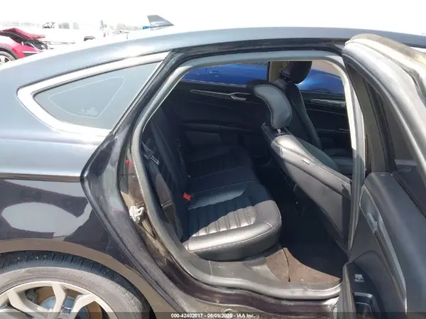3FA6P0CD5KR150019 2019 FORD FUSION - Image 8